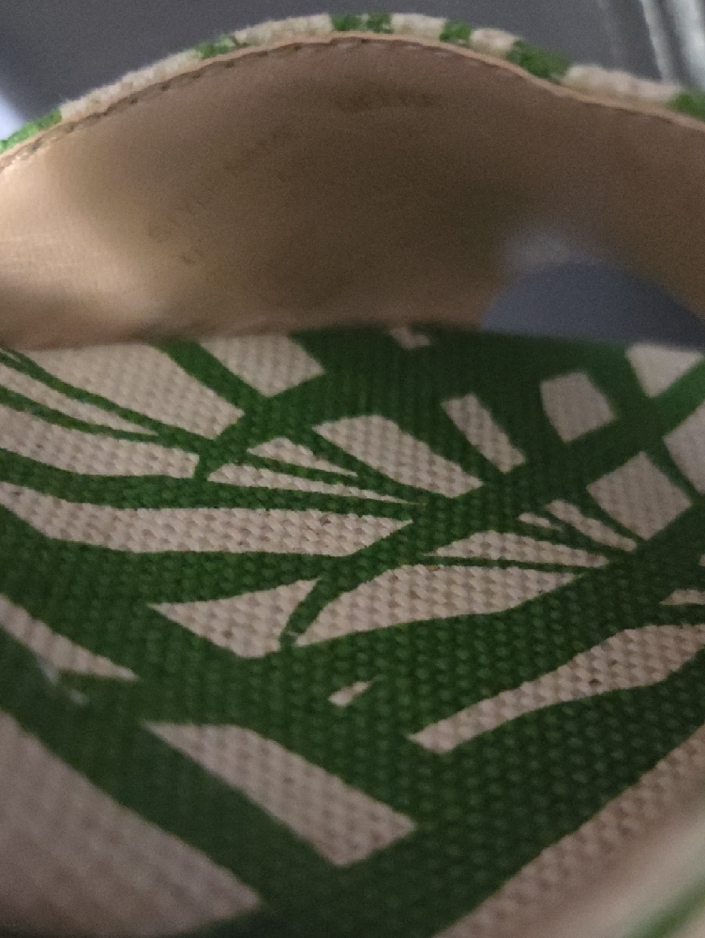 kate spade Green and Cream Palm-Print Slide Mules - Picture 8 of 10
